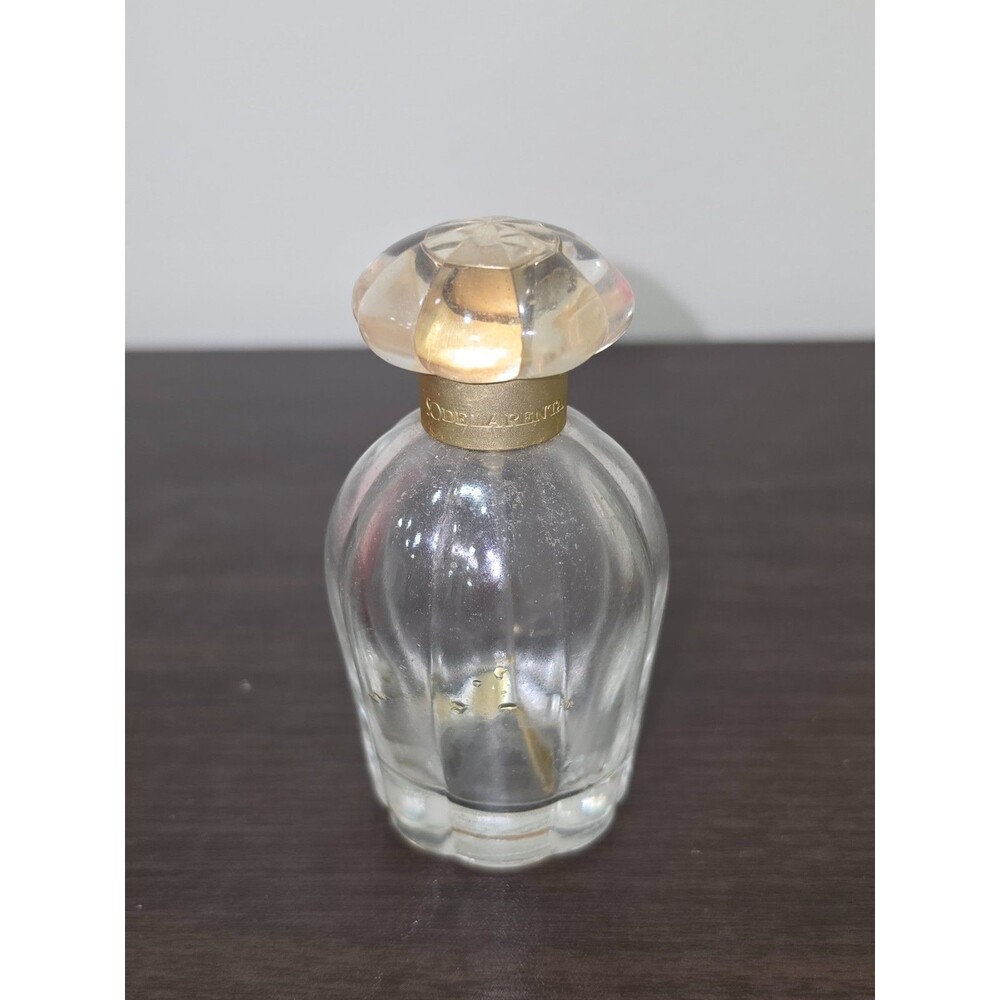 Vintage Oscar de la Renta Empty Perfume Bottle 1.7 oz Floral Cap Display